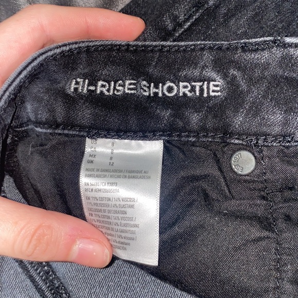 🐚Comfy Black American Eagle Jean shorts! - Picture 4 of 8